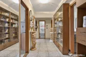 Apartament 3 camere, două băi de vânzare - Str Poetului 