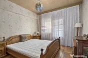 Apartament 3 camere, două băi de vânzare - Str Poetului 