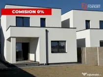 Duplex cu 4 camere de vanzare si teren de 335 mp - zona Saca
