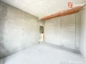 Duplex cu 4 camere de vanzare si teren de 335 mp - zona Saca 
