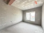 Duplex cu 4 camere de vanzare si teren de 335 mp - zona Saca 