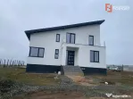 Casa individuala cu 5 camere si teren de 840 mp, Pischia