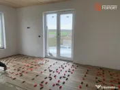 Casa individuala cu 5 camere si teren de 840 mp, Pischia 