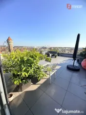 Apartament cu 3 camere, tip penthouse, zona Badea Cartan 