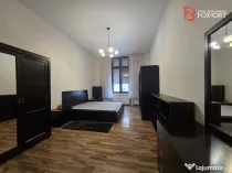 Apartament cu 2 camere semidecomandat, et 1, zona Centrala