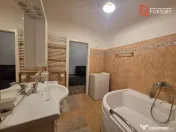 Apartament cu 2 camere semidecomandat, et 1, zona Centrala 