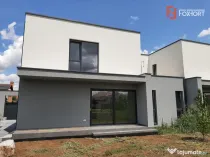 Casa cu 5 camere de vanzare in Dumbravita