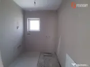 Casa cu 5 camere de vanzare in Dumbravita 