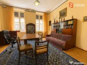 Apartament 2 camere semidecomandat la parter - Piata Catedra 
