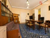 Apartament 2 camere semidecomandat la parter - Piata Catedra 