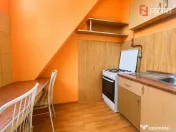 Apartament 2 camere semidecomandat la parter - Piata Catedra 