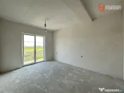 Duplex 4 camere si asfalt, Sacalaz - Parter + Etaj - ID V536 