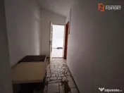 Spatiu comercial cu 6 incaperi de inchiriat in zona Giroculu