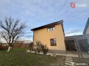 COMISION 0% Duplex despartit prin garaj, 5 camere, teren 660