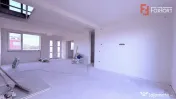 Casa tip triplex, cu 2 camere, de vanzare in Sanandrei. 