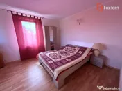 Casa individuala cu 7 camere si teren de 431 mp, zona Lipove 