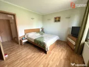 Casa individuala cu 7 camere si teren de 431 mp, zona Lipove 