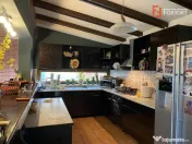 Vila cu 10 camere, de vanzare in Chisoda - ID V3322 