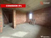 Casa individuala la rosu, 5 camere, teren 508 mp, in Giarmat 