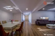 Casa 3 camere cu spatiu comercial in Carani - ID V4331 