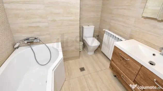 Vila I Spatiu comercial I 4 cam I Dorobanti I Renovat - Bucuresti (Bucuresti-Ilfov)