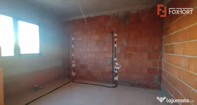 Duplex 5 camere, Becicherecu Mic - Garaj, terasa, Interior l - Becicherecu Mic (Timis)
