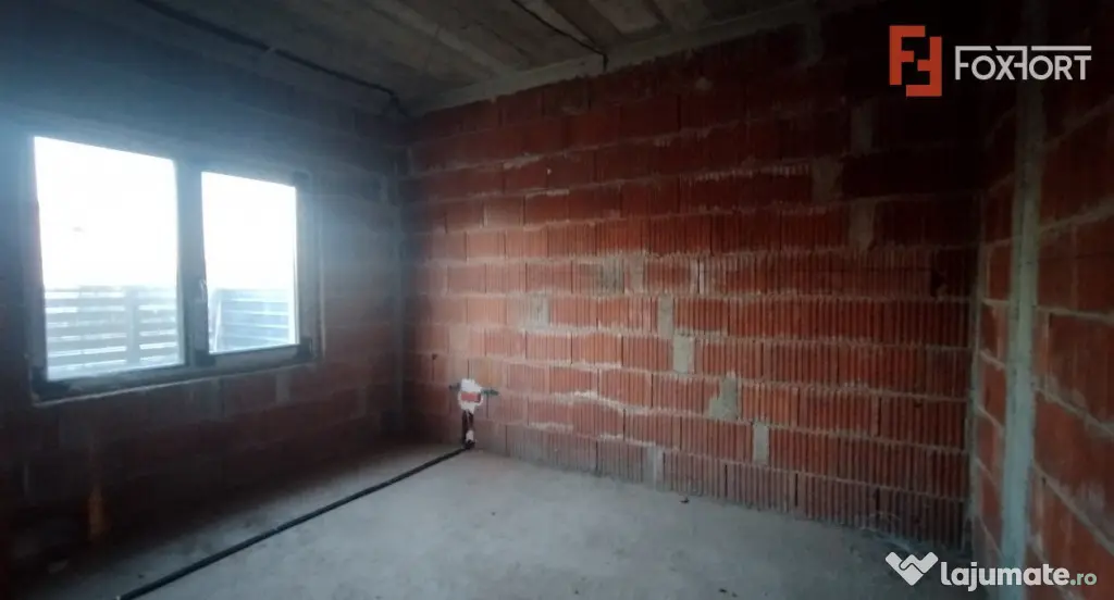 Duplex 5 camere, Becicherecu Mic - Garaj, terasa, Interior l - Becicherecu Mic (Timis)