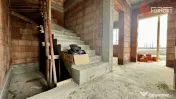 Duplex cu 4 camere in Sag, zona Manastire