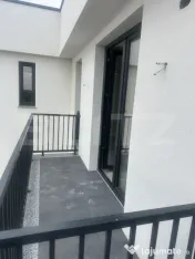 APartament cu 3 camere, 73 mp utili, zona Careiului