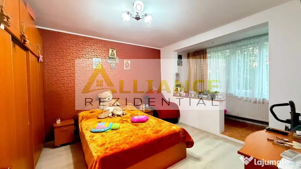 Apartament 3 Camere | 2 Parcari | 650m Metrou | Centrala Proprie - Bucuresti (Bucuresti-Ilfov)