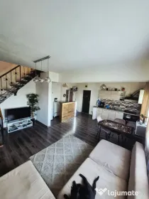 Proprietar Vând apartament 3 camere