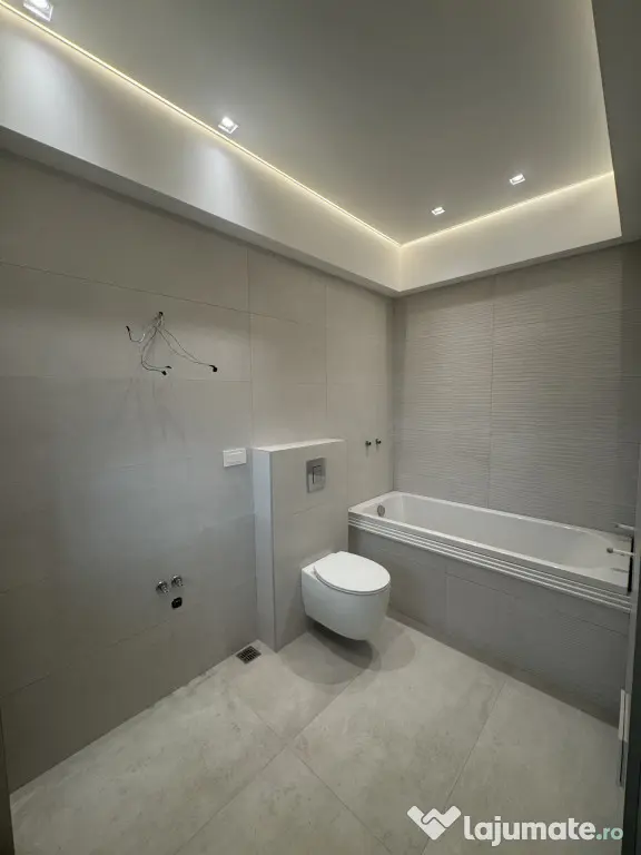 Penthouse | Trivale | 114 Mp - Panorama superba - Pitesti (Arges)