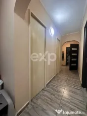 Apartament decomandat cu 3 camere, renovat recent, centrală 