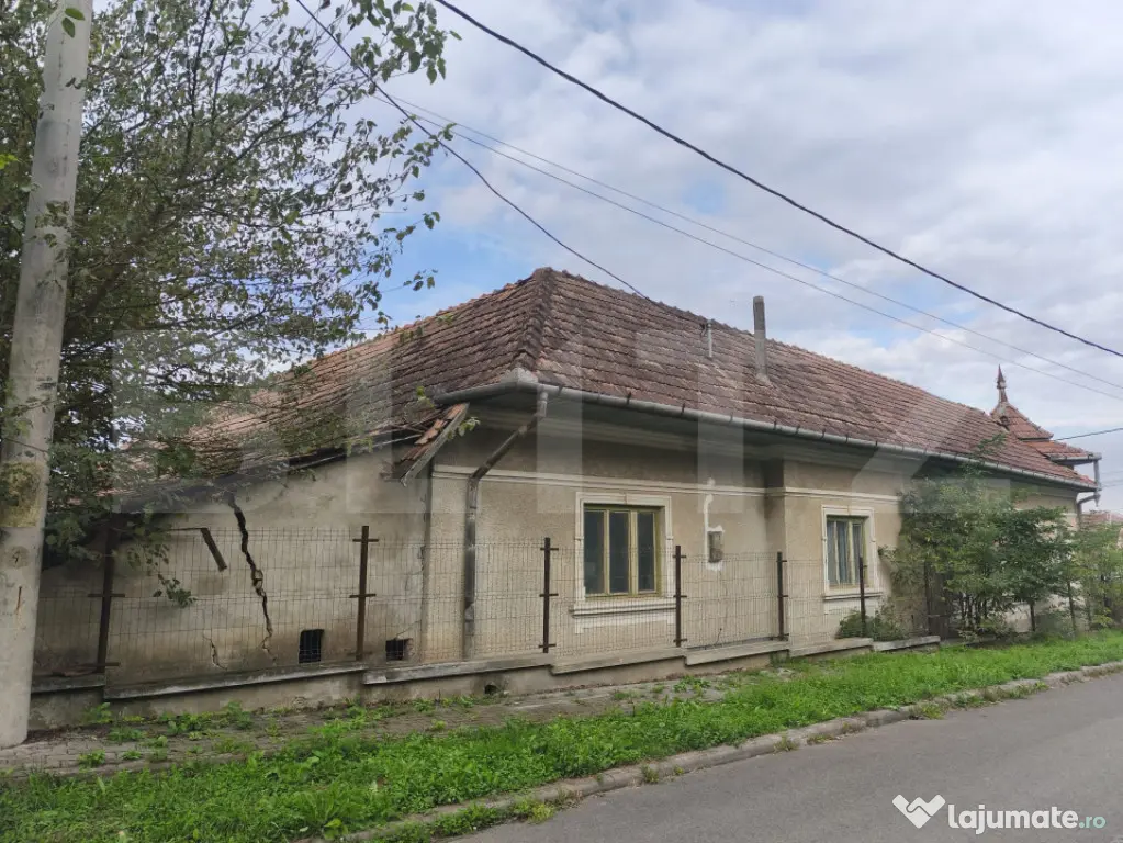 Casa de vanzare, 150 mp, zona Centru - Ocna Mures - Ocna Mures (Alba)