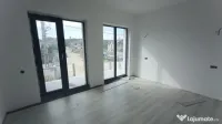 CASA 145MP UTILI, BALTA VERDE, 450MP TEREN, 2 FRONTURI STRAD 