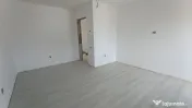 CASA 145MP UTILI, BALTA VERDE, 450MP TEREN, 2 FRONTURI STRAD 