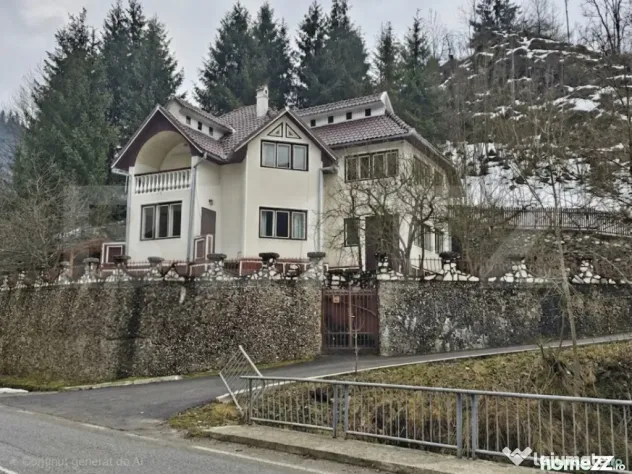 Casă la munte în Scărișoara – 286 mp, teren 2.699 mp