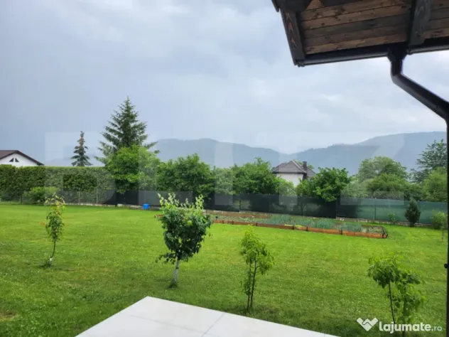 Casa individuala, 411 mp, împreună cu 2000mp teren, Gura - Gura Humorului (Suceava)