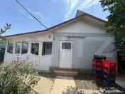 Spatiu comercial de inchiriat, 88 mp, zona Iezureni