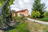 ???? Mai mult decât o casă: libertatea de a trăi aproape de natură 