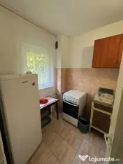 Garsonieră 32 mp, etaj 2/4, Calea București 