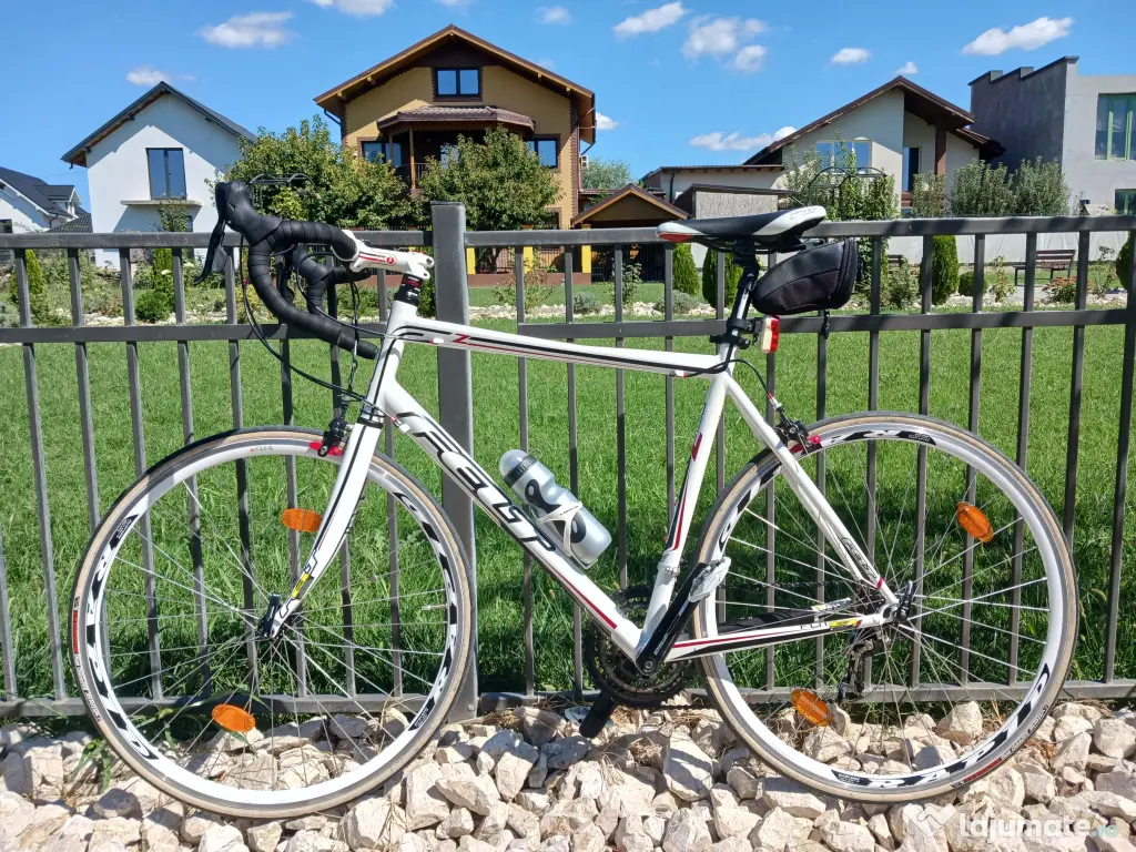Bicicletă Cursiera Felt Z100