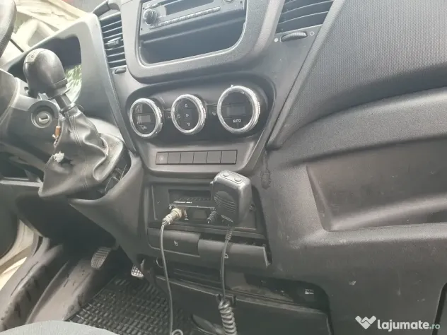Vand autoutilitara N1 IVECO
