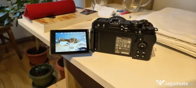 Kit Vlogging Complet: Nikon Z30,ob. 16-50mm (850 c),Trepied SmallRig, Mic. Boya