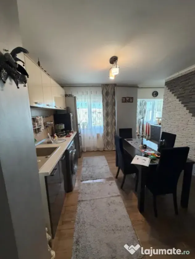 Apartament 2 camere decomandat, 65 mp, zona 1 Mai - Craiova (Dolj)