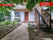 Casa de inchiriat pentru birou/cabinet/salon, curte proprie-