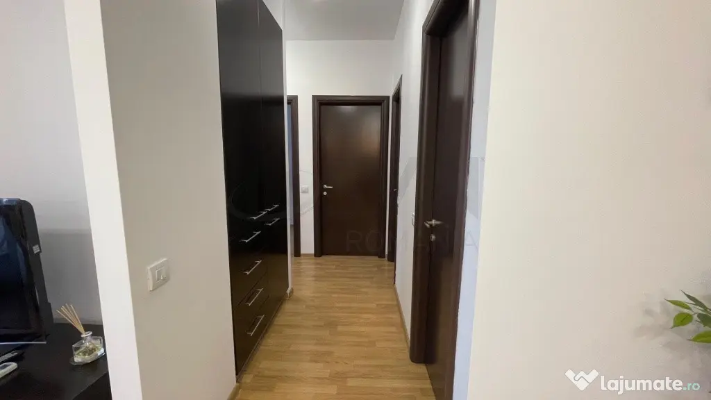 Apartament 4 camere decomandat, Aviaネ嬖ei, 2 parcトビi incluse - Bucuresti (Bucuresti-Ilfov)