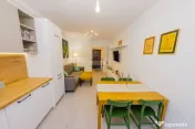 DE INCHIRIAT: Apartament PREMIUM cu 2 camere + pacare subterana 