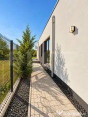 Casă modernă pe parter | 81 mp utili | 300 mp teren | Dumb 