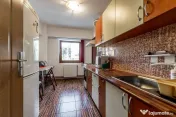 Apartament 3 camere, etaj 1, zona Băncilor / Podgoria 